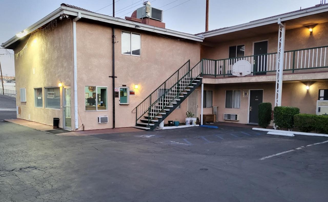 Star Inn On Route 66, Barstow Exteriér fotografie