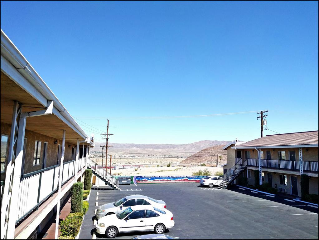 Star Inn On Route 66, Barstow Exteriér fotografie